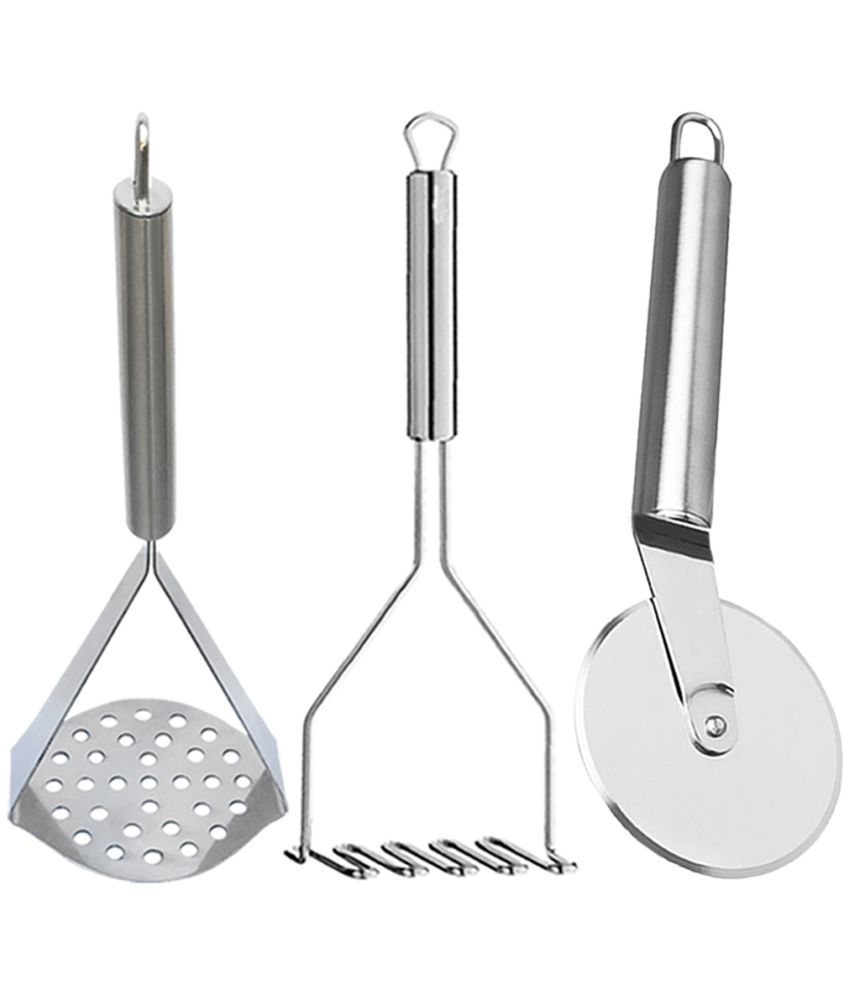     			OC9 Silver Stainless Steel 2 Masher+Pizza Cutter ( Set of 3 )