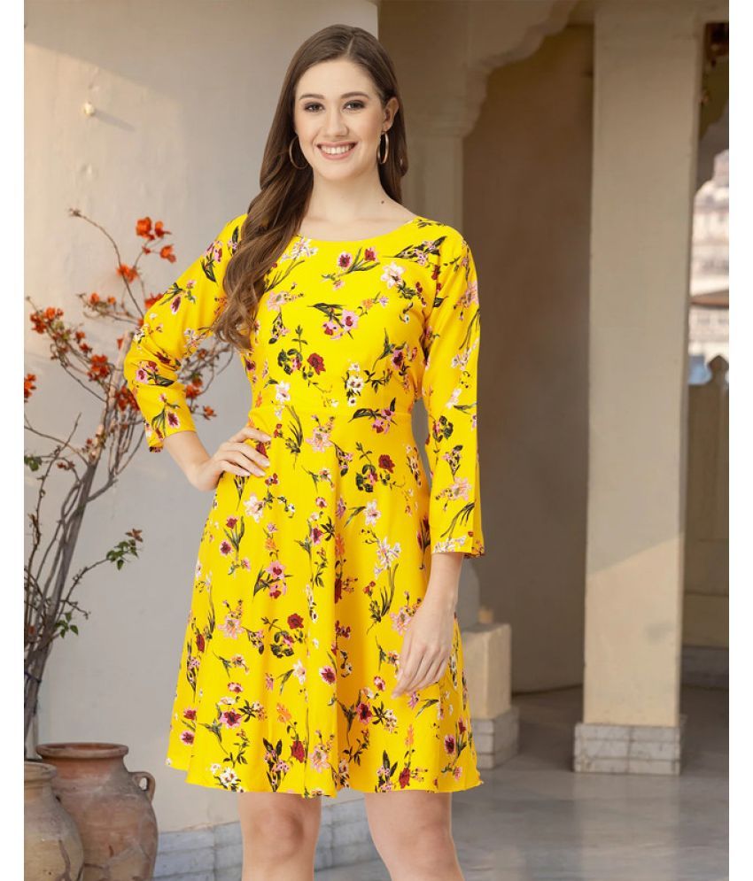     			MISS AYSE Crepe Printed Knee length Women's Fit & Flare Dress - Yellow ( Pack of 1 )