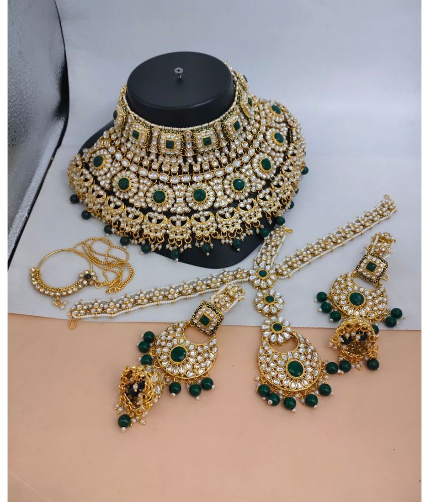     			Padmavati Bangles Green Alloy Necklace Set ( Pack of 1 )