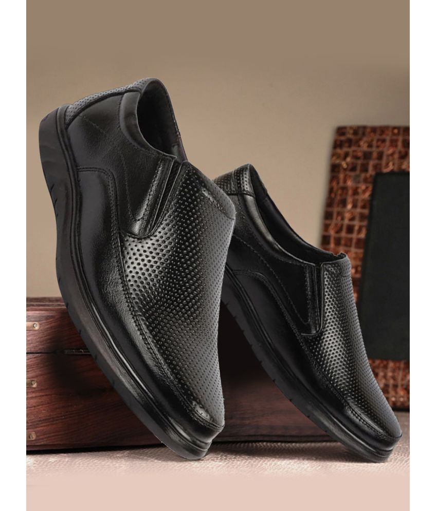     			Fausto Black Men's Slip On Formal Shoes