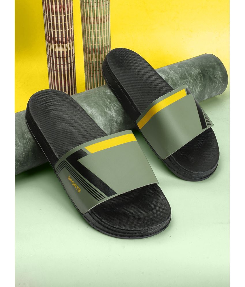     			CLOSHO Green Men's Slide Flip Flop