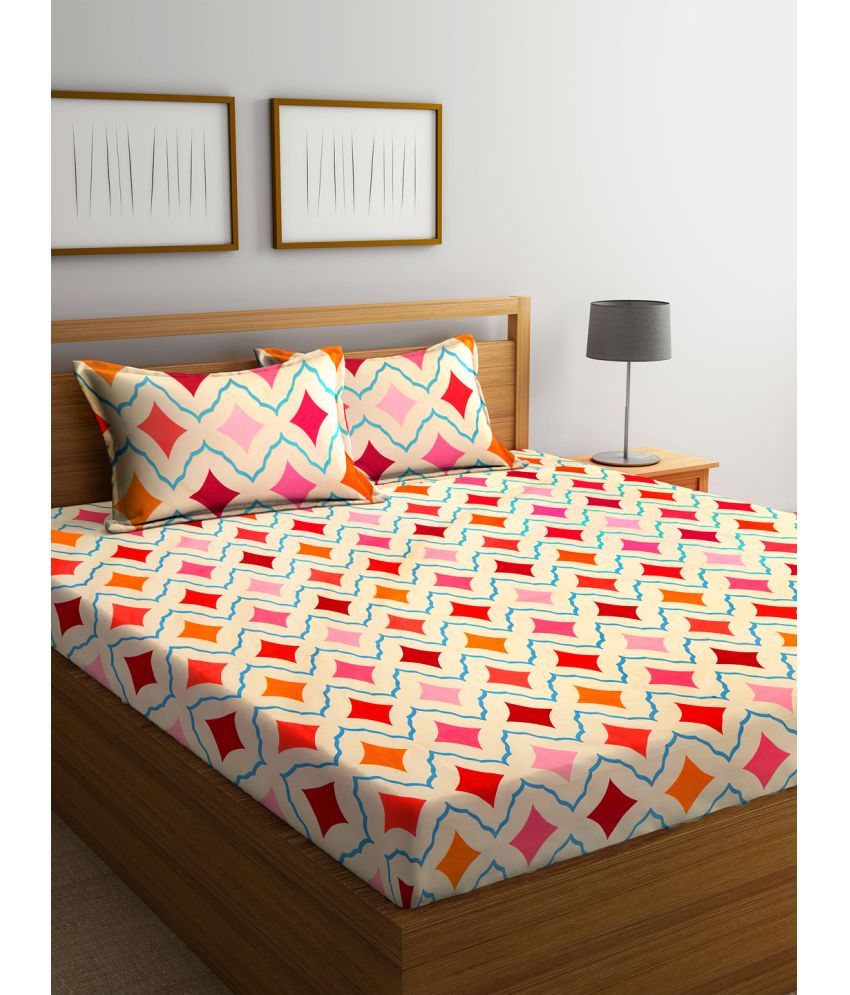     			Klotthe Poly Cotton Geometric 1 Double Bedsheet with 2 Pillow Covers - Multicolor