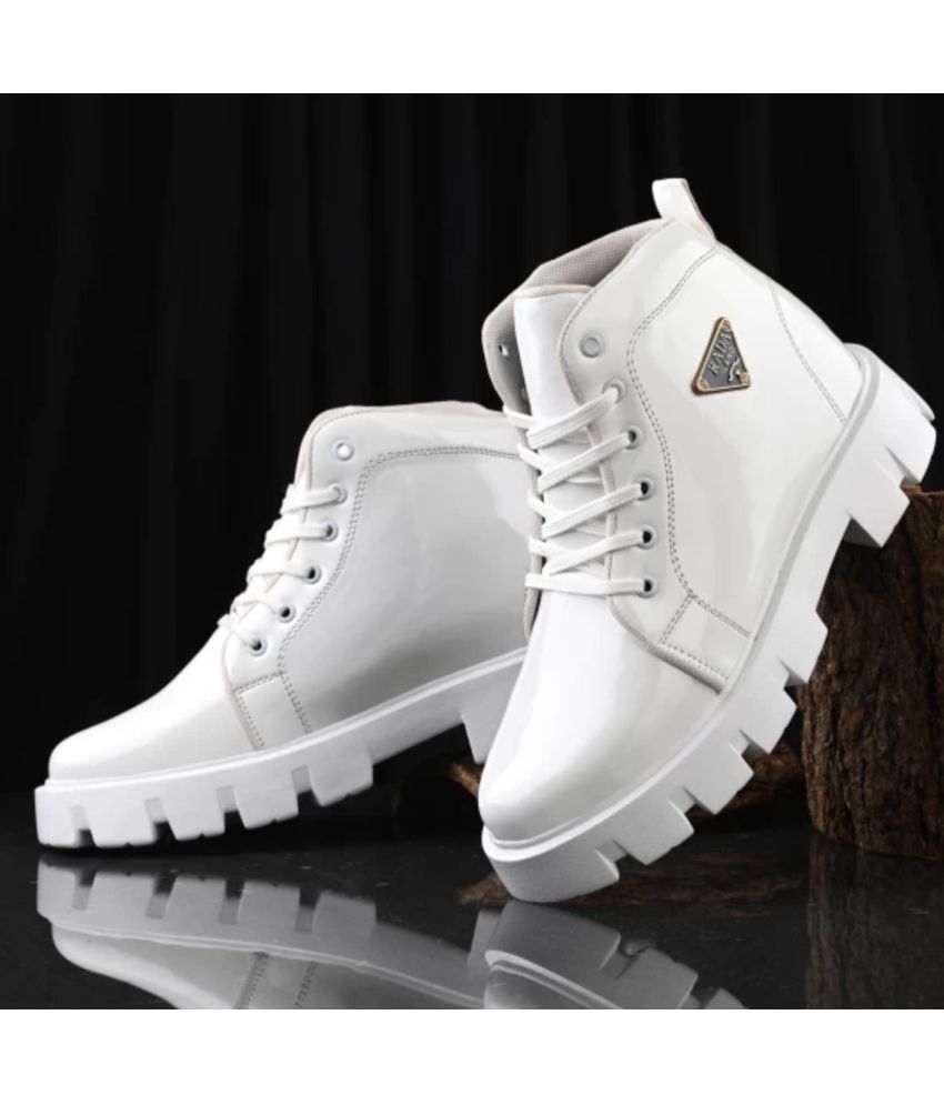     			ADISO Casual boot for men White Men's Lifestyle Shoes