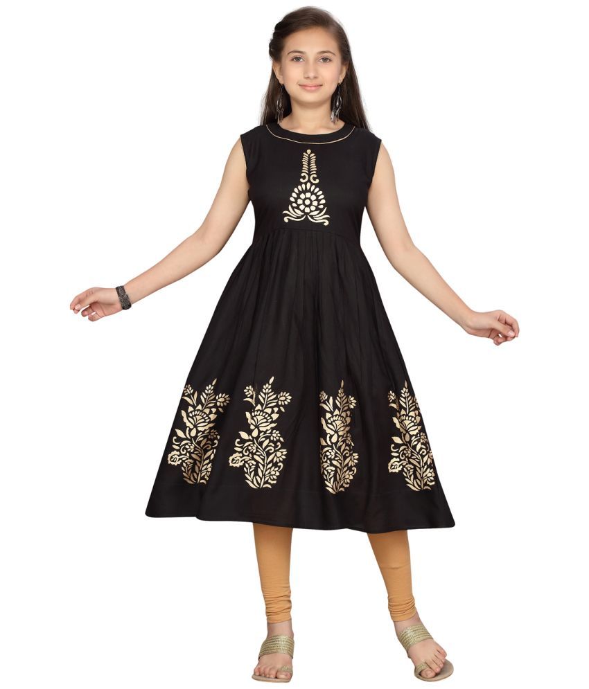     			Aarika Black Cotton Girls Kurti ( Pack of 1 )