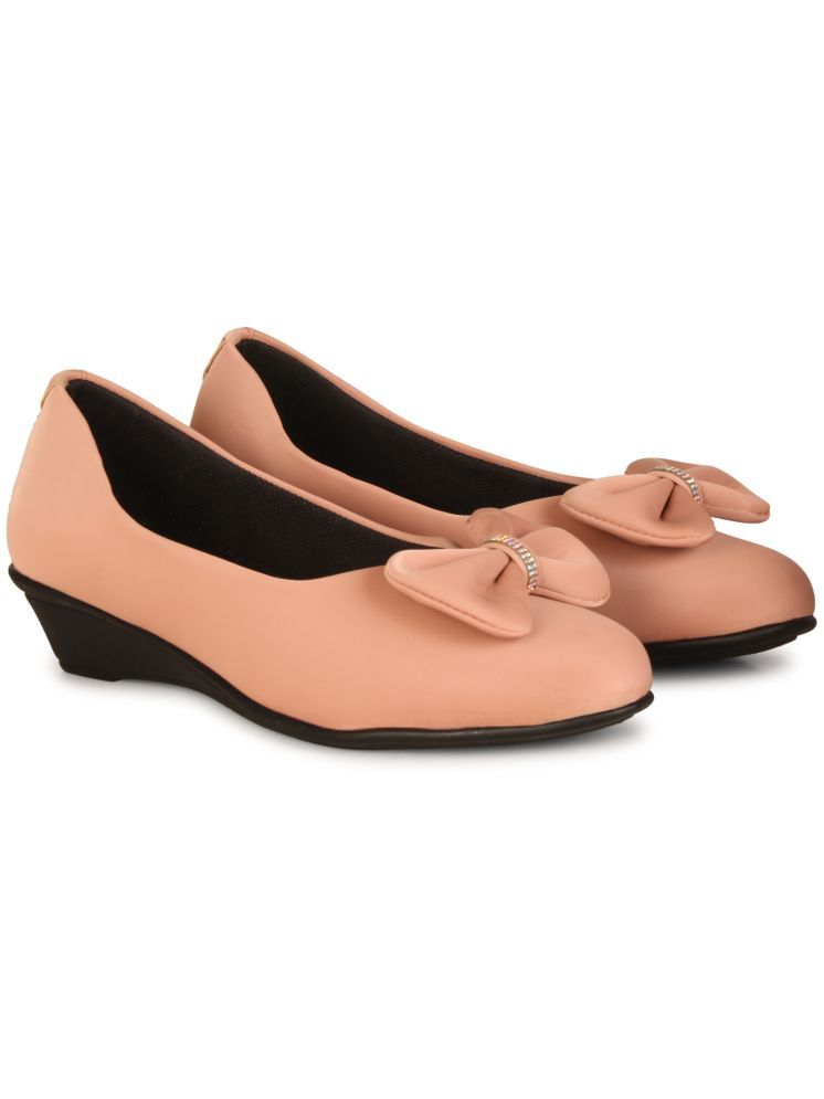     			Commander Shoes Peach Women's Casual Ballerinas