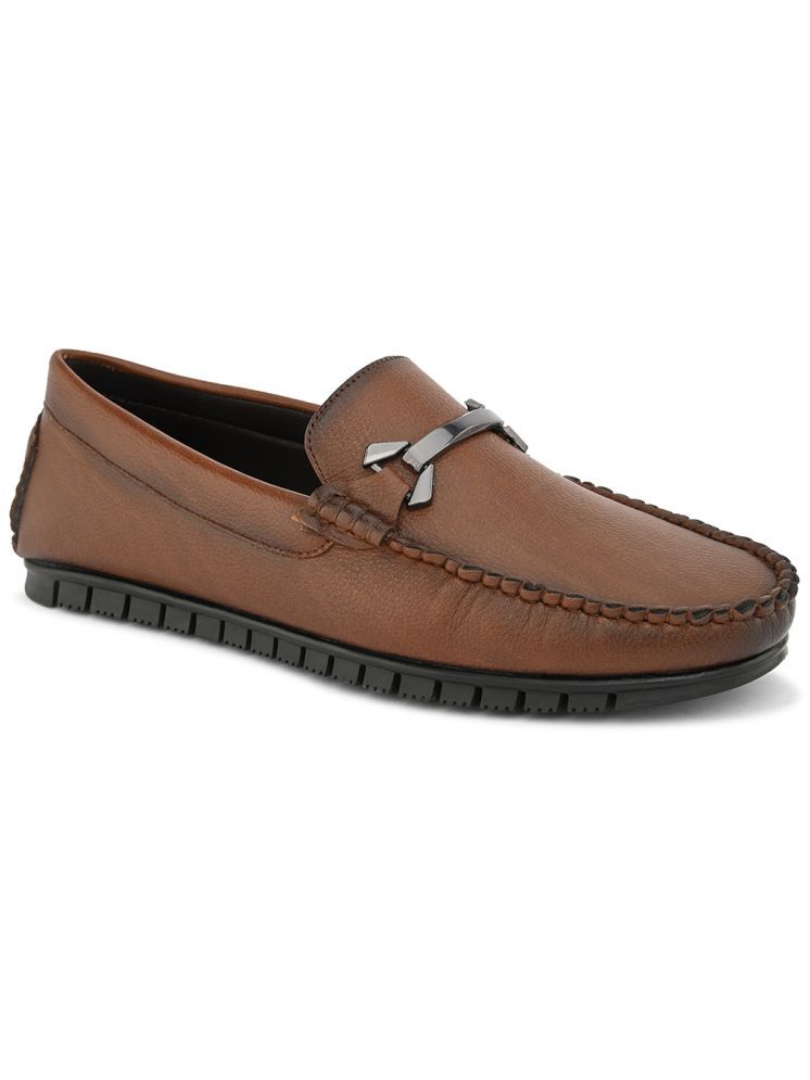     			Wainers Tan Men's Slip on