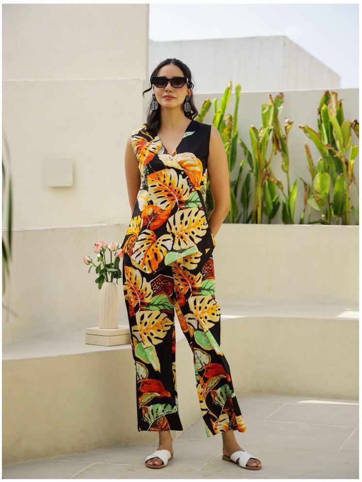     			Label Flavia Multi Color Printed Pant Top Set