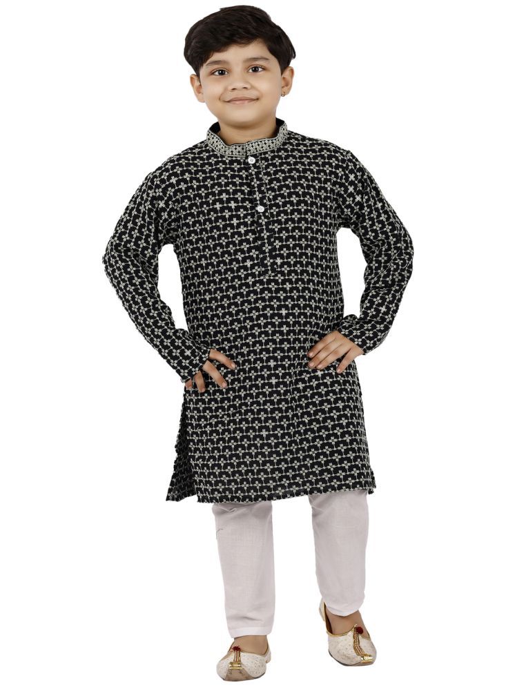     			s muktar garments Black Rayon Boys ( Pack of 1 )