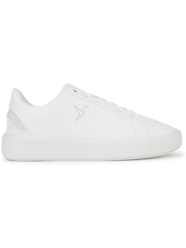     			Yoho Hands Free White Men's Sneakers