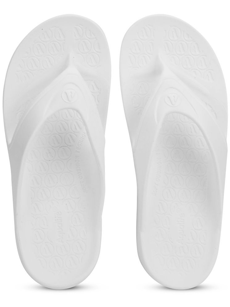     			Aqualite White Men's Daily Slipper