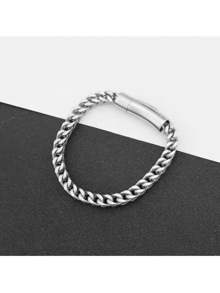     			Thrillz Silver Bracelet ( Pack of 1 )