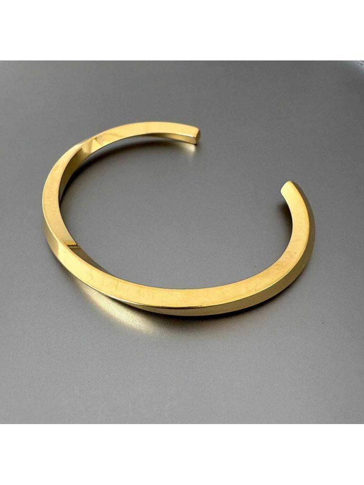     			FASHION FRILL Gold Bracelet ( Pack of 1 )