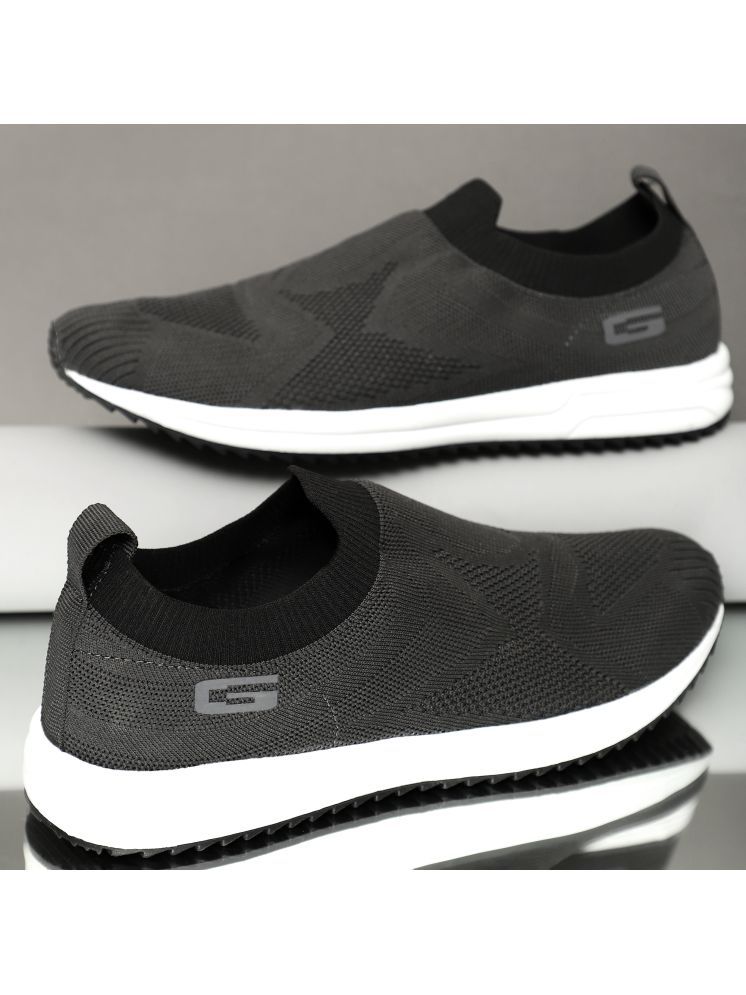     			GOLDSTAR Charcoal Men's Sports Running Shoes