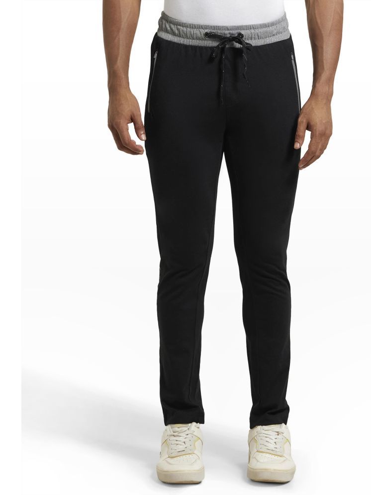     			Jockey Black Cotton Men's Trackpants ( Pack of 1 )