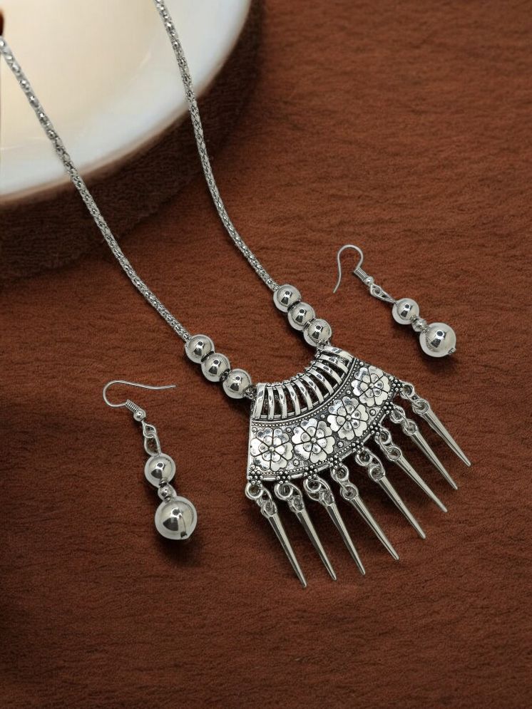     			9blings Silver Alloy Necklace Set ( Pack of 1 )