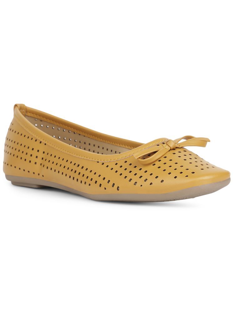     			Bata Yellow Women's Casual Ballerinas